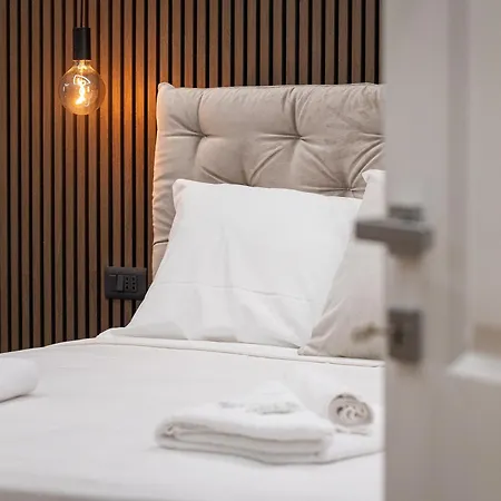 Luxury Coronari * רומא