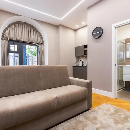 Luxury Coronari דירה *